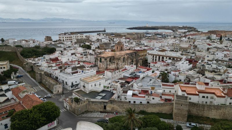 Foto e964ef95-842e-4fa6-a2b5-ddedde395ac7. Casa amb aparcament a Tarifa ciudad Tarifa