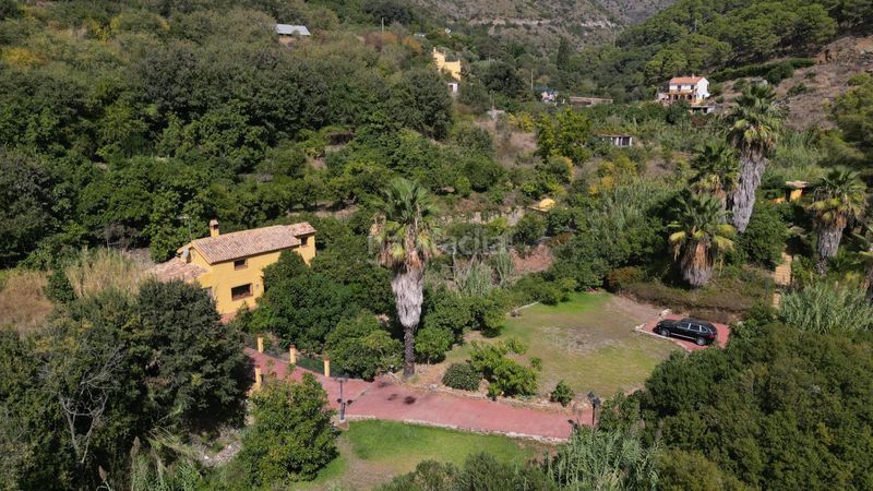 Foto d65886d0-5f03-4cb7-b643-c4b13aaf0852. Casale con riscaldamento parcheggio piscina in Ojén pueblo Ojén