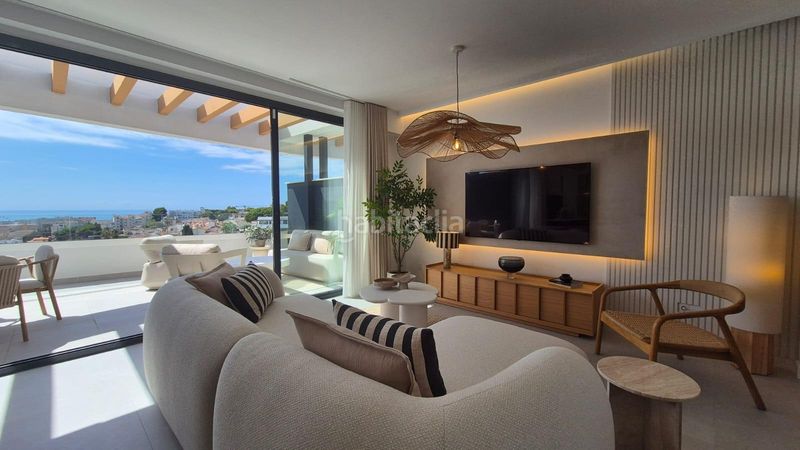 Foto cf80909e-3377-409f-8aa1-d6318bab1942. Apartamento ático de diseño con gran solárium y vistas al mar en Montemar, en Torremolinos