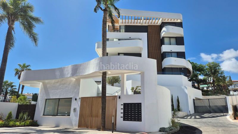Foto f1f331ca-0682-4522-8a44-7e893fbf3f7b. Apartamento ático de diseño con gran solárium y vistas al mar en Montemar, en Torremolinos
