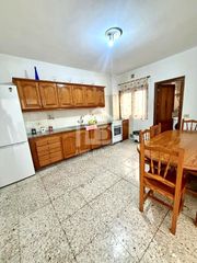 Miete Etagenwohnung  Playa san juan. Playa san juan  1.500   3 hab  azotea
