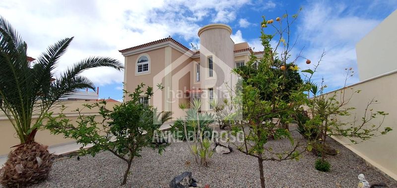 Foto 5e1cbe08-adf9-41b3-8fb2-33e6ecda92c2. Casa a Playa Fañabé Alto Adeje