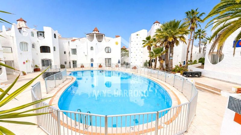 Foto eb836dc1-8dac-4c82-9b76-087b39d8a921. Casa a Playa de las Américas Arona