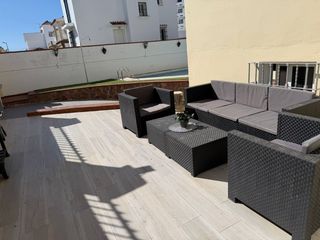 Chalet à Los Álamos. Exclusivo chalet independiente de 4 plantas, 4 dormitorios y 3 b