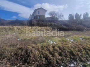 Foto 2e5a89da-caaa-4a61-a40c-e60245faaf72. Terreno residencial en avinguda arbre fruiter 31 terreno para 2 casas pareadas en Moià