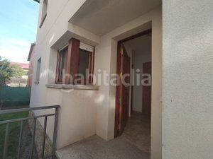 Foto 5958a8dc-3b6b-4778-b18e-ec9dea2063a9. Xalet amb xemeneia calefacció aparcament a Moià