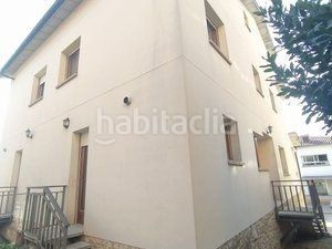 Foto ec4e0598-1ed5-48c2-a89e-5bda8b34ddf2. Xalet amb xemeneia calefacció aparcament a Moià