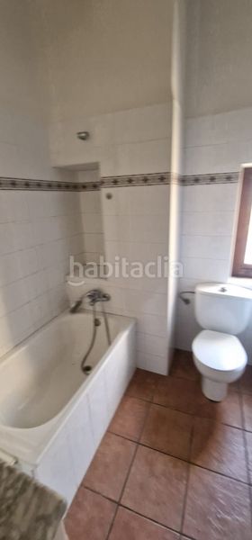 Foto d0ff9fd0-45d2-468e-ae2e-26d44512a92f. Casa adossada amb xemeneia calefacció a Moià