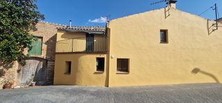Casa adossada  Carrer de richard wagner. Casa de pueblo en el centro de moia