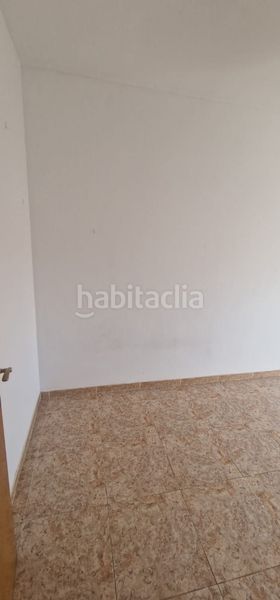 Foto 3b51764b-e710-4c58-92d1-3f05a331a52e. Casa adossada amb calefacció aparcament a Moià