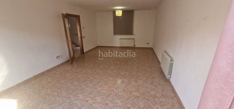 Foto c10396ea-7571-4eb1-868e-adcfedd39964. Casa adossada amb calefacció aparcament a Moià