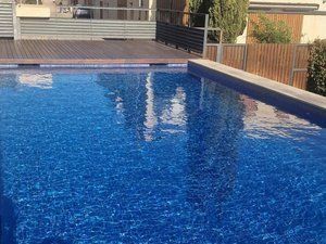 Pis a Carrer passarell 32. Piso de lujo con piscina