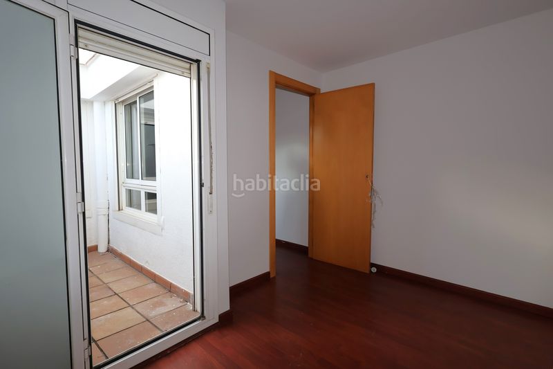 Foto ff205527-9056-42bb-902f-a81c110358f9. Pis amb calefacció a Barri del Centre Terrassa