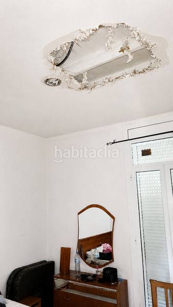 Foto 5ff83203-2e34-40ee-9b52-e14a14f6f02c. Edifici a Centre Rubí