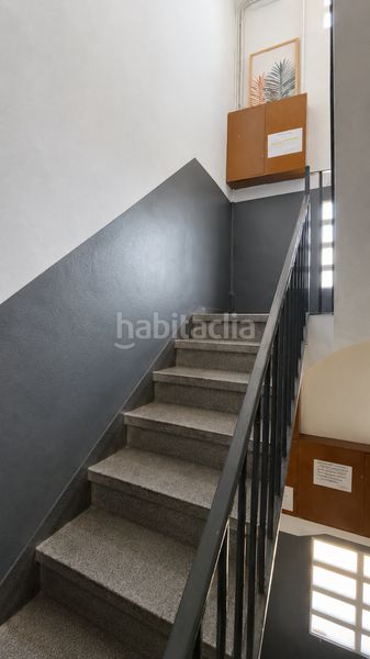 Foto bb66ea19-3e19-4ff4-a093-d1df7dbfff8e. Edifici a Centre Rubí