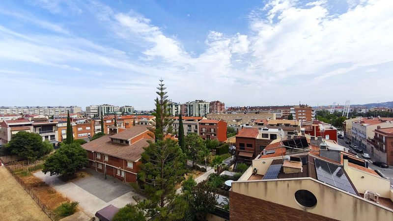 Foto ae063bb4-3730-485b-bdff-54586ced73e0. Pis amb calefacció aparcament a Zona Esportiva Terrassa