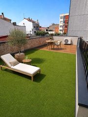Semi detached house  De fernando poo. Espectacular casa reformada a estrenar con patio y gran terraza