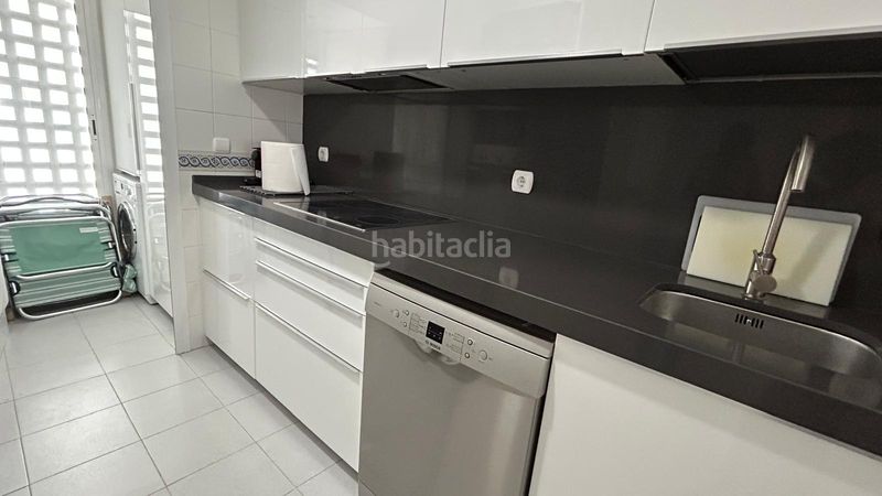 Foto 3df23a5e-d0be-45c3-bcb8-a2b315186395. Pis amb aparcament piscina a Costa Ballena Golf Rota