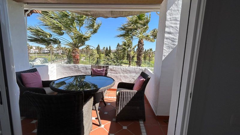 Foto b4ecf250-ba21-42f7-897c-80b9f8da1345. Pis amb aparcament piscina a Costa Ballena Golf Rota