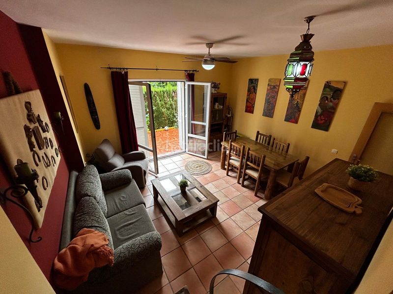 Foto d0bbda85-5c55-403c-9538-a390f82f4af5. Dúplex se vende dúplex 2º linea de playa en costa ballena en Rota