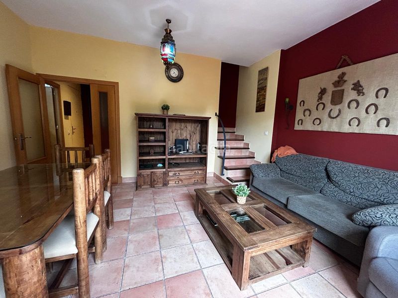 Foto f26a99a1-11f7-4e38-9d59-f862ba625847. Dúplex se vende dúplex 2º linea de playa en costa ballena en Rota