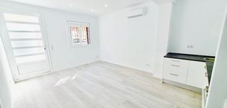 Location Rez-de-chaussée à Prosperitat. Piso reformado