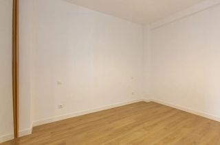 Rent Ground floor in Centre. Casi nuevo