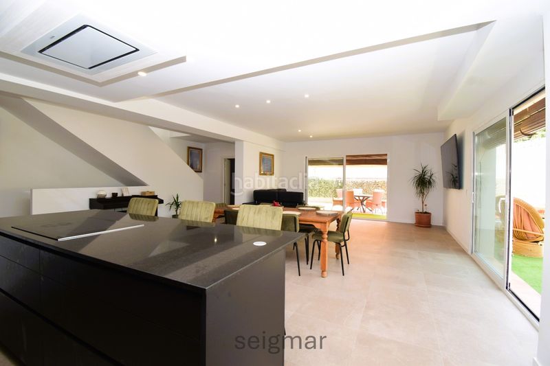 Foto 54f1eb96-48ee-45a7-97b8-2266f6f600ee. Xalet amb calefacció aparcament piscina a Foietes Benidorm