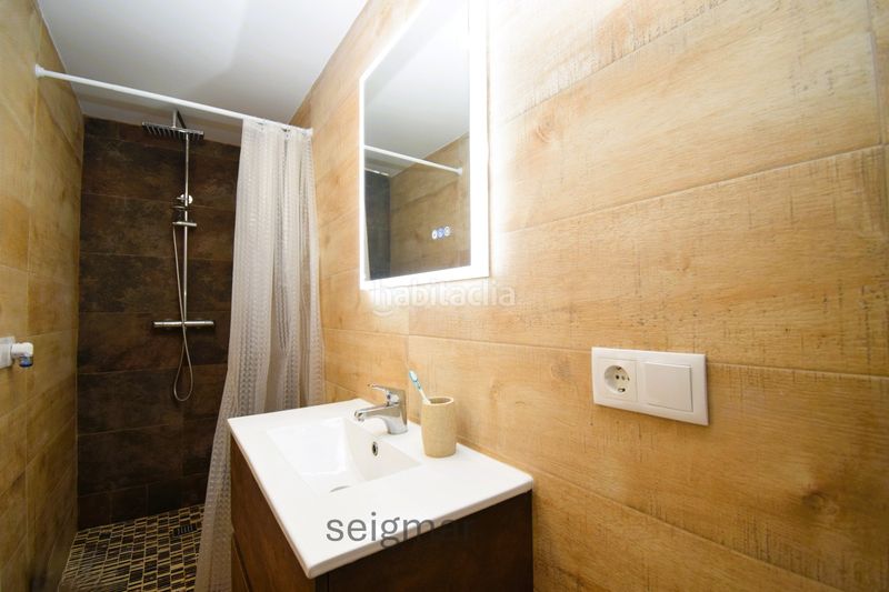 Foto c1f47876-2a7a-4793-afe7-c1f7d651bec7. Xalet amb calefacció aparcament piscina a Foietes Benidorm