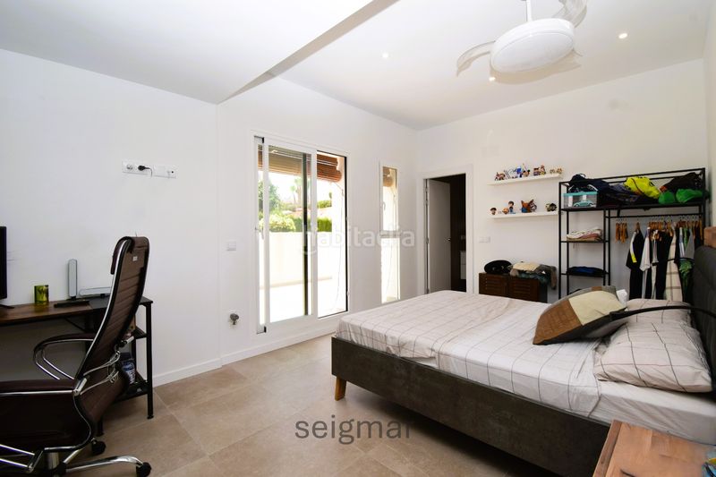 Foto c96bf191-11b3-4ec2-9cbb-4858c95851f6. Xalet amb calefacció aparcament piscina a Foietes Benidorm