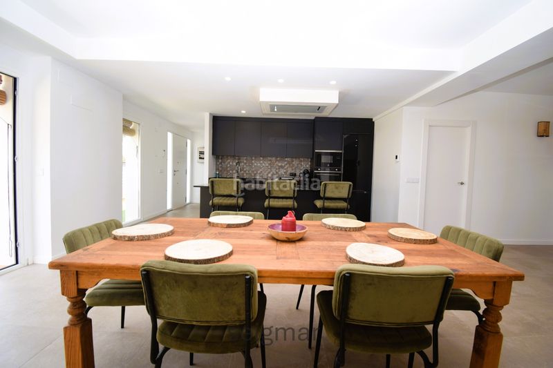 Foto cfe2b299-f27b-4792-8d79-aa403d2f986a. Xalet amb calefacció aparcament piscina a Foietes Benidorm