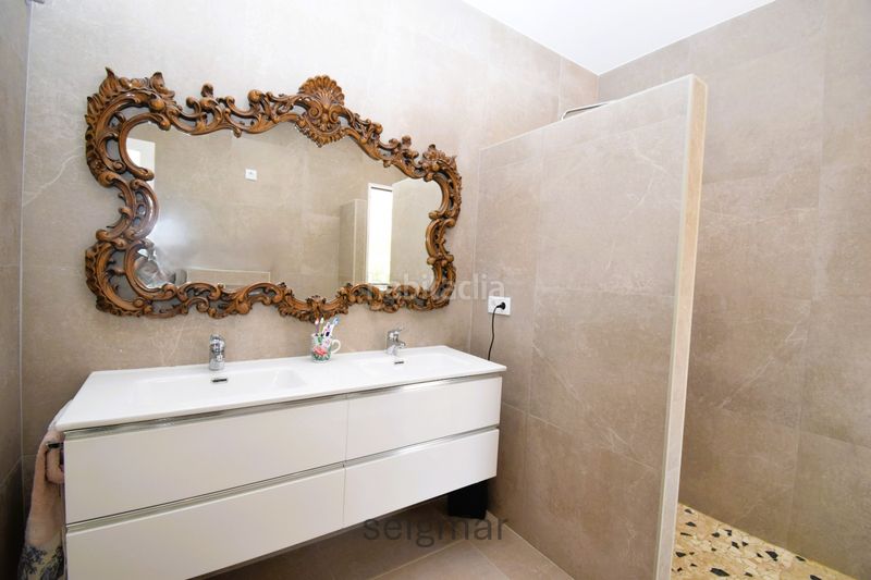 Foto df8aaa7a-f5fb-4445-b263-0cca751beb4a. Xalet amb calefacció aparcament piscina a Foietes Benidorm