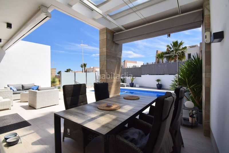 Foto 98a4667d-1792-45d4-bd23-ba17733b337c. Xalet amb xemeneia calefacció aparcament piscina a Algorfa
