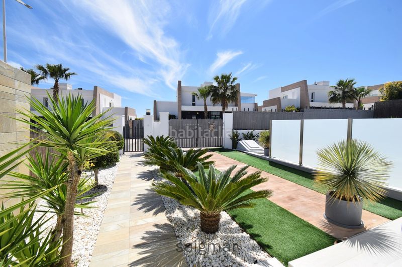 Foto d76d4ba8-c75e-4ba8-a3d6-4a9ae7589e1a. Xalet amb xemeneia calefacció aparcament piscina a Algorfa
