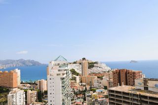 Àtic a Avinguda dels mariners de la vila joiosa 19. Gran ático duplex con vistas a escasos metros de la playa