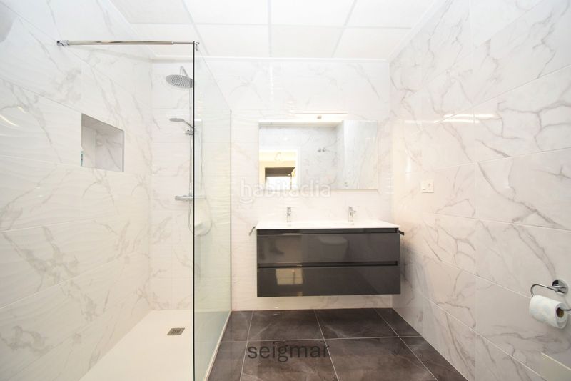 Foto fdfedad5-72d2-4e56-aa4b-1bc35181d7f4. Xalet amb calefacció aparcament piscina a Montesinos (Los)