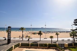 Location Appartement à Avenida de madrid 3. Apartamento de lujo en primera línea de la playa de levante