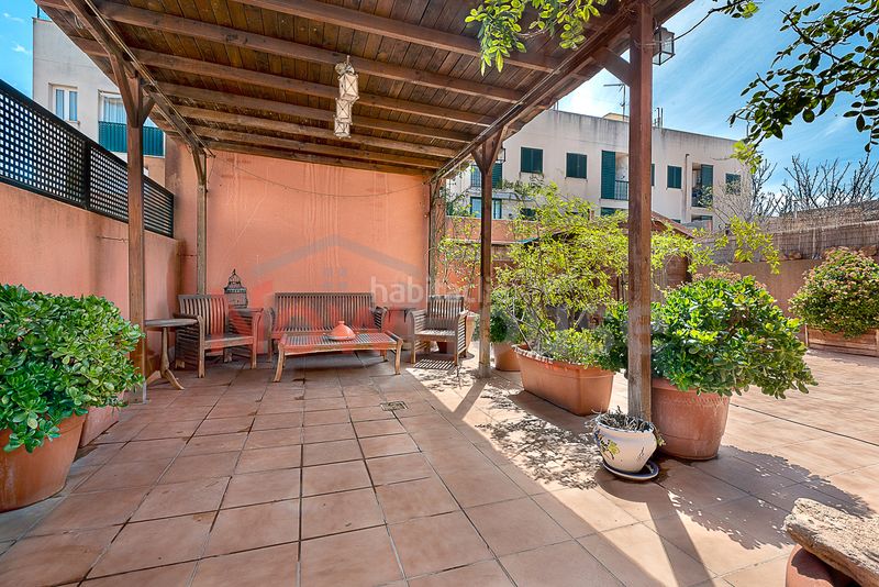 Foto c05bdf7e-a09a-4482-a88e-fc46d353da1e. Pis amb calefacció aparcament a Campos poble Campos