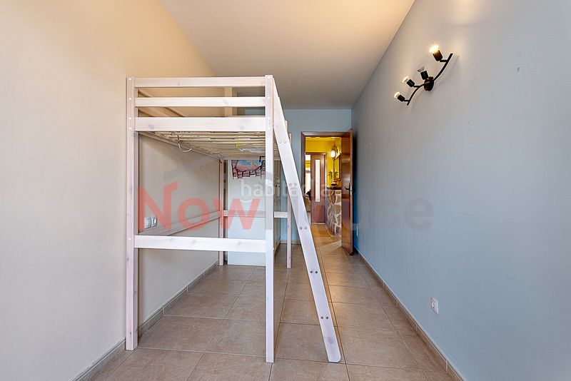 Foto f29f68d7-31cc-42fb-ac88-ff4f391d14b6. Pis amb calefacció aparcament a Campos poble Campos