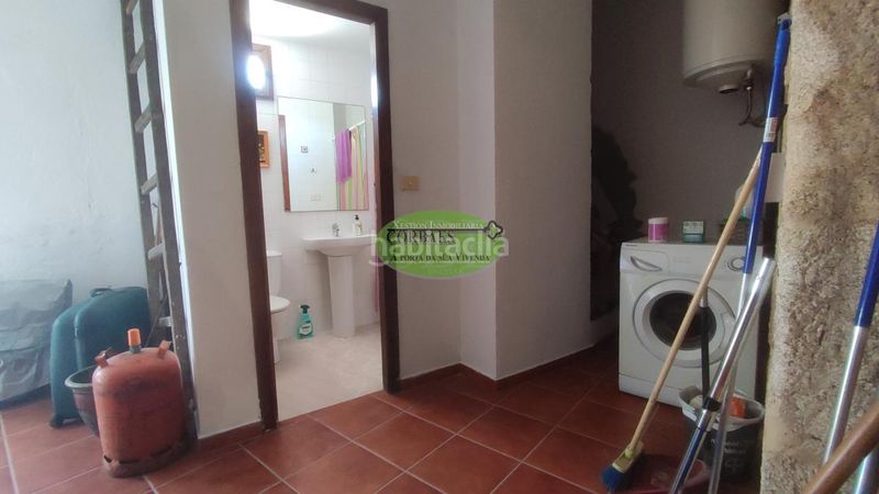Foto 79072d2e-3e3c-4859-a583-c3f21e87222a. Casa amb calefacció a Ribadavia