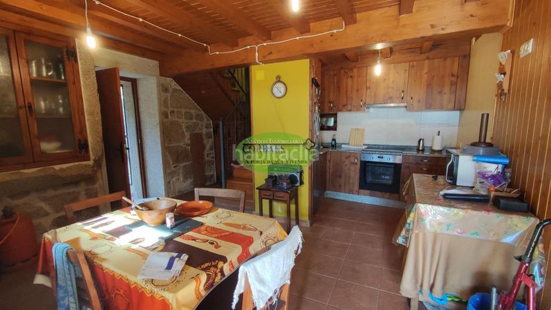 Foto 4c231d48-9daf-4d15-b298-d4b8f607d10b. Casa en Vilamarín