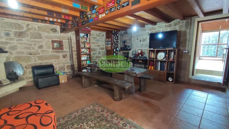 Foto 117fea08-dc99-487a-ba02-78622dea3d07. Casa a Vilamarín