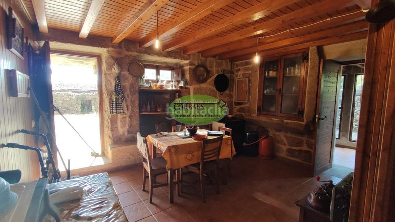 Foto 27aae362-fd9d-4759-9ab5-614f9431a489. Casa a Vilamarín