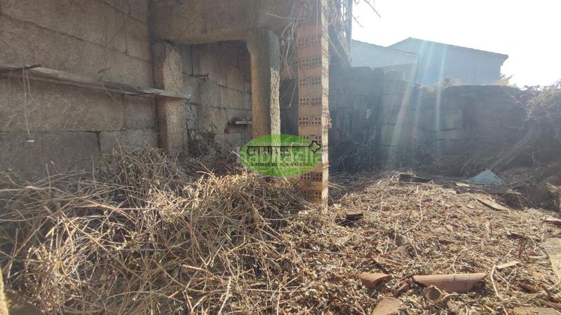 Foto ab6cb834-bbe9-453b-a09f-c24d69f3542a. Casa en Amoeiro