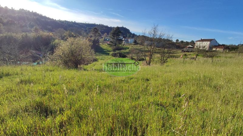 Foto 73365f80-828c-4d77-b8e0-22ba8f1fb04c. Casa en Barbadás