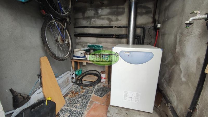 Foto 081ac1f8-cfc0-4bb8-befd-224ee8a0ec73. Casa amb calefacció aparcament a Parada de Sil