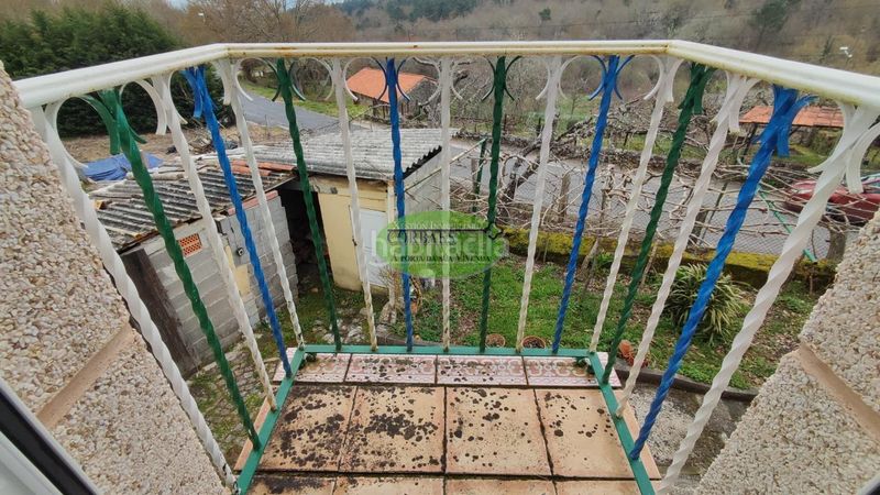 Foto 248bd2a5-7de9-4489-ac22-a9fc2658724b. Casa amb calefacció aparcament a Parada de Sil