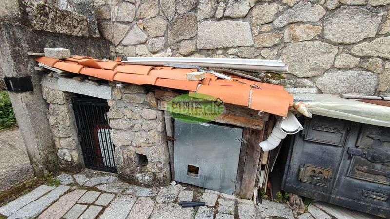 Foto 4f1695ab-0888-49ba-8a5b-ea18e33f3e0c. Casa amb calefacció aparcament a Parada de Sil