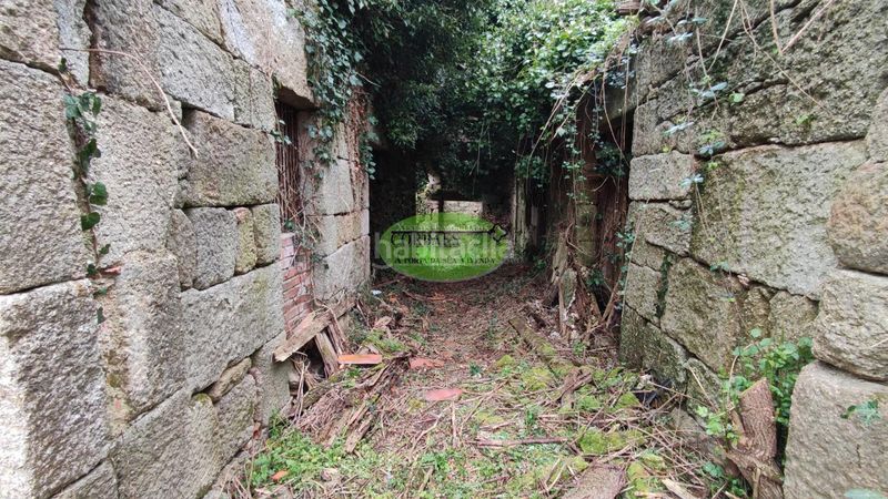 Foto 18a426b4-0cfb-47c8-934a-082df59d8b0d. Casa en Castrelo de Miño