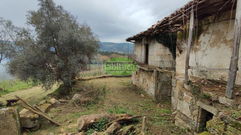 Foto 492552b1-de7f-42ff-9a29-cdf1039a2cea. Casa en Castrelo de Miño